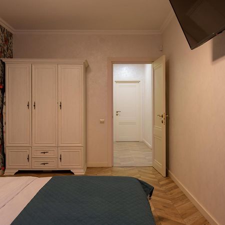 Avalon Premium Two Bedrooms Apartment リヴィウ エクステリア 写真